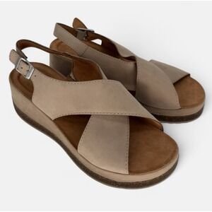 Clarks Sz 11 Leather Kassandra Step Wedge Sandal Buckle Strap Comfort Heels
